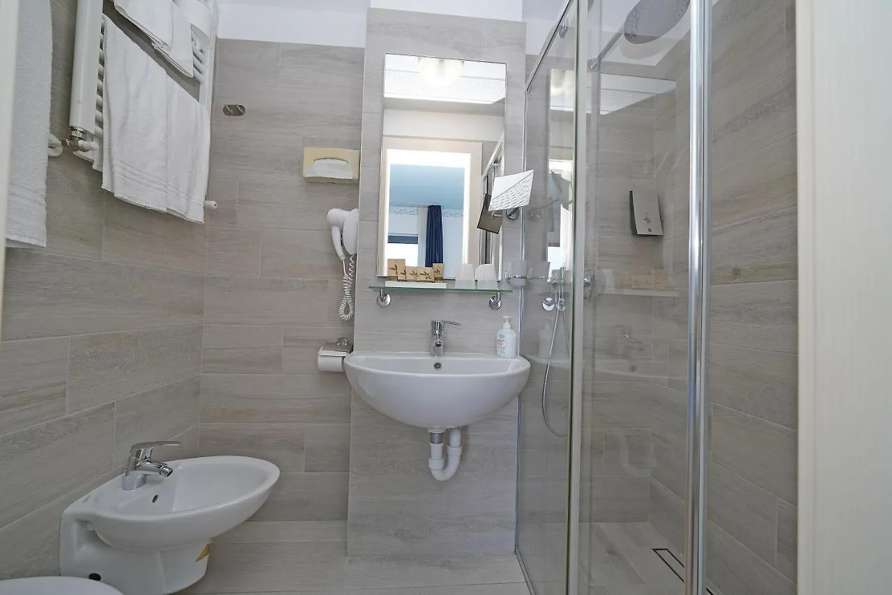 ***  Hotel Villa Carlotta Torri Del Benaco Italy