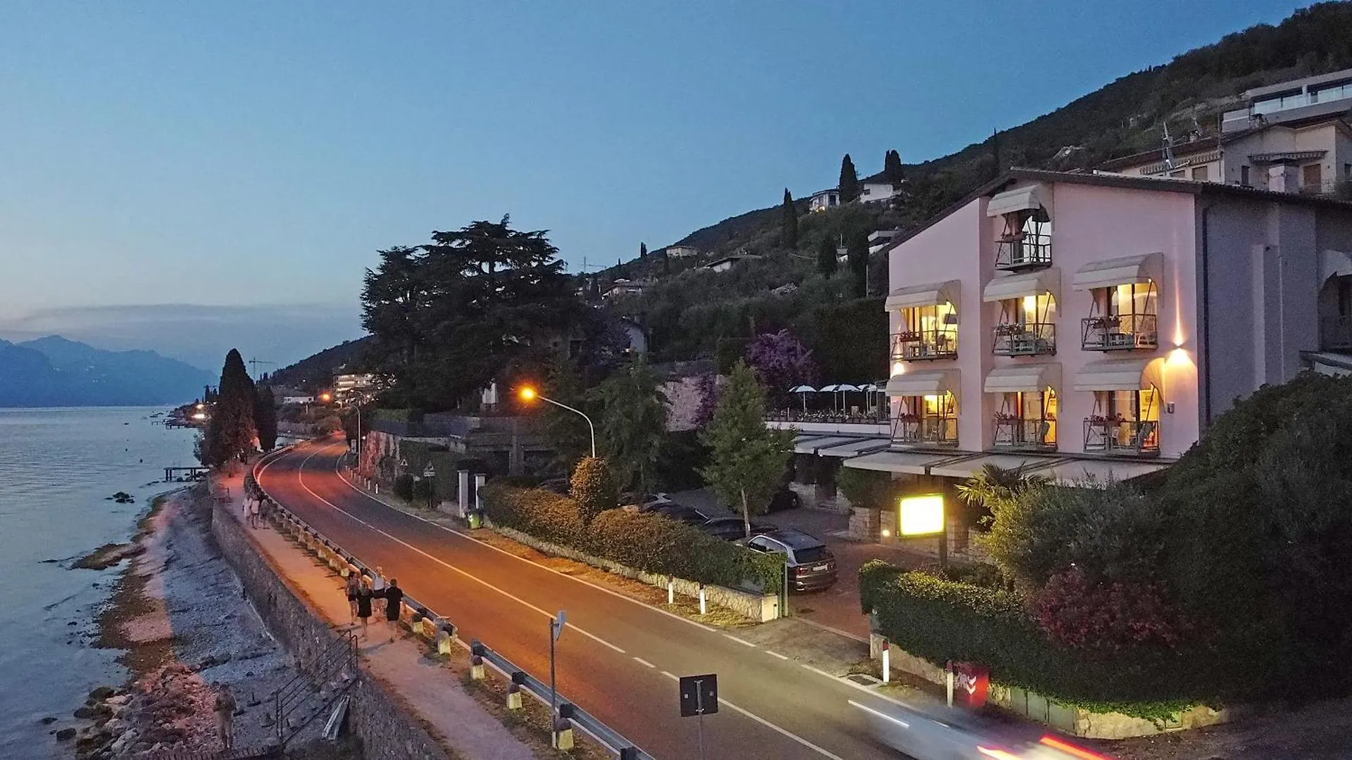 Hotel Villa Carlotta トッリ・デル・ベーナコ 3*,  イタリア